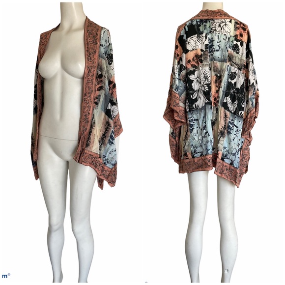 Tolani Collection Multi Pattern Block Print Floral Draping Kimono Jacket Sz XS - Picture 4 of 8
